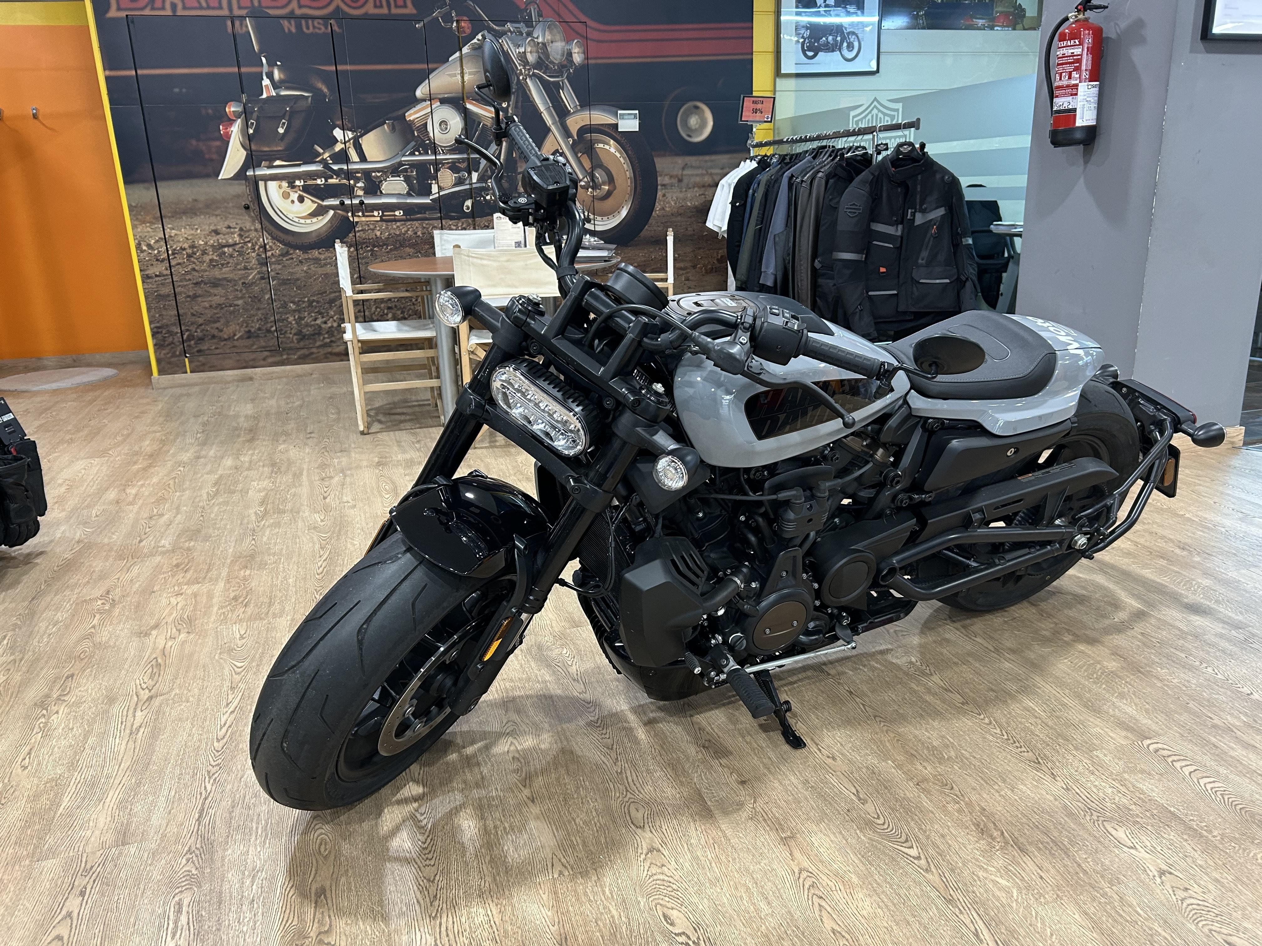 HARLEY-DAVIDSON SPORTER S